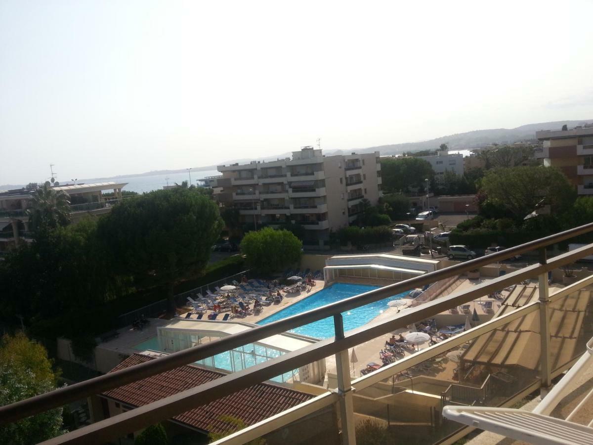 Apartment Heliotel Marine 4* Bord De Mer Saint-Laurent-du-Var Exterior photo